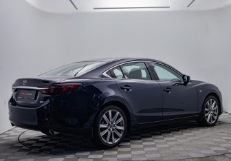 Подержанный автомобиль Mazda 6 Sedan 2023 года (5 фото)