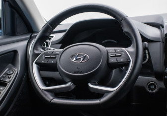 Подержанный автомобиль Hyundai Creta 2021 года (15 фото)