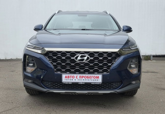 Подержанный автомобиль Hyundai Santa Fe 2019 года (2 фото)