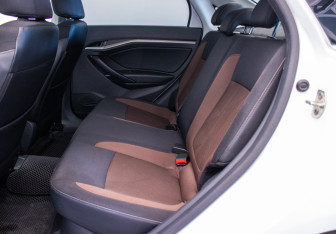 Подержанный автомобиль LADA (ВАЗ) Vesta Sedan 2016 года (11 фото)