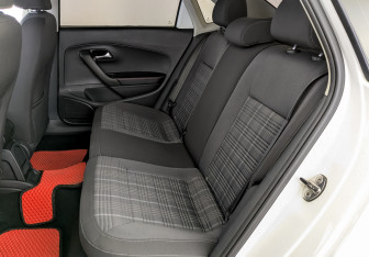 Подержанный автомобиль Volkswagen Polo Sedan 2018 года (12 фото)