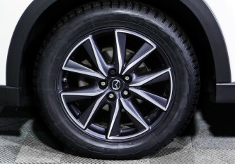Подержанный автомобиль Mazda CX-5 2018 года (7 фото)