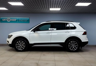 Подержанный автомобиль Volkswagen Tiguan 2019 года (8 фото)