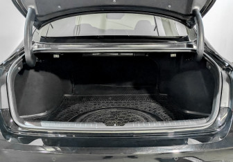 Подержанный автомобиль Hyundai Sonata 2020 года (10 фото)