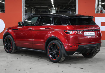 Подержанный автомобиль Land Rover Range Rover Evoque 2012 года (7 фото)