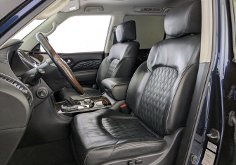 Подержанный автомобиль Infiniti QX80 2019 года (28 фото)