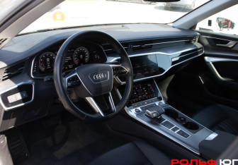Подержанный автомобиль Audi A6 Sedan 2020 года (11 фото)