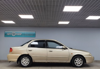 Подержанный автомобиль Kia Spectra Sedan 2007 года (4 фото)