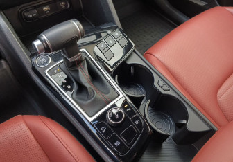 Подержанный автомобиль Kia Sportage 2023 года (19 фото)
