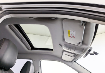 Подержанный автомобиль Москвич 3 2023 года (23 фото)