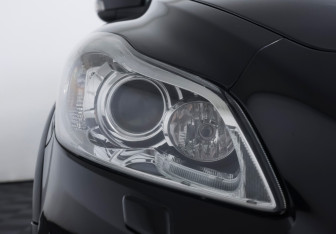 Подержанный автомобиль Volvo C30 2012 года (18 фото)