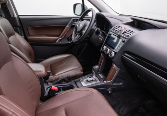 Подержанный автомобиль Subaru Forester Suv 2016 года (9 фото)