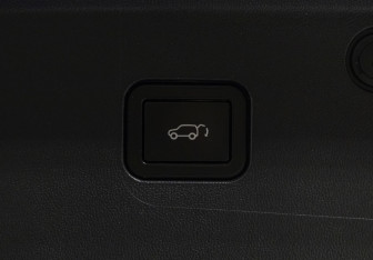 Подержанный автомобиль Changan UNI-K 2023 года (20 фото)