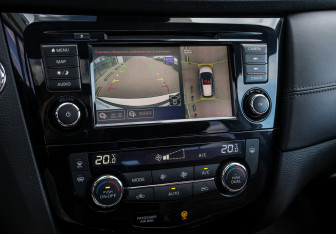 Подержанный автомобиль Nissan X-Trail 2021 года (18 фото)