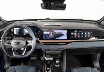 Подержанный автомобиль Geely Monjaro 2023 года (11 фото)