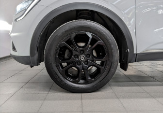 Подержанный автомобиль Renault Arkana 2021 года (19 фото)