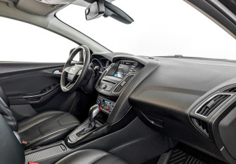 Подержанный автомобиль Ford Focus Sedan 2019 года (12 фото)