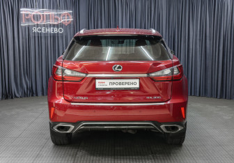 Подержанный автомобиль Lexus RX 2018 года (6 фото)