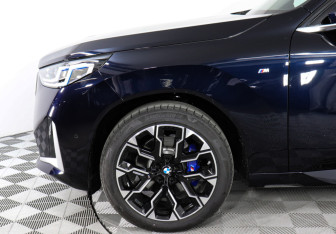 Новый BMW X3 2025 (8 фото)
