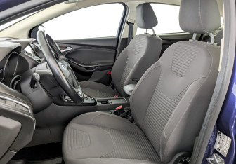 Подержанный автомобиль Ford Focus Hatchback 2016 года (20 фото)