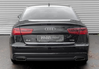 Подержанный автомобиль Audi A6 Sedan 2018 года (6 фото)