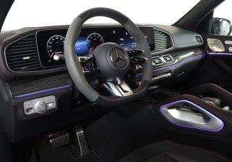 Подержанный автомобиль Mercedes-Benz GLE AMG 2024 года (13 фото)