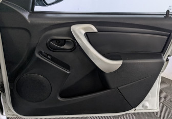 Подержанный автомобиль LADA (ВАЗ) Largus Wagon 2021 года (25 фото)