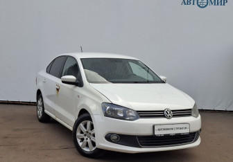 Подержанный автомобиль Volkswagen Polo Sedan 2013 года (3 фото)