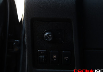 Подержанный автомобиль Nissan Qashqai 2011 года (16 фото)