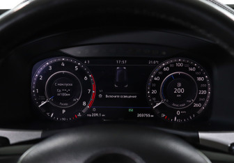 Подержанный автомобиль Volkswagen Teramont 2019 года (11 фото)