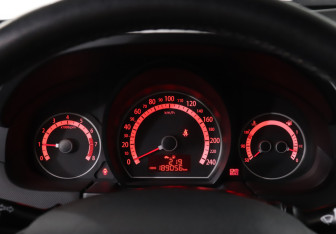 Подержанный автомобиль Kia Ceed Hatchback 2010 года (11 фото)