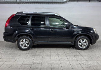 Подержанный автомобиль Nissan X-Trail 2008 года (4 фото)
