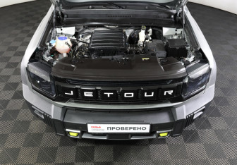 Подержанный автомобиль Jetour T2 2024 года (9 фото)