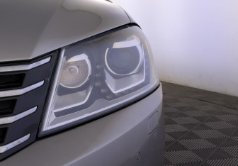 Подержанный автомобиль Volkswagen Passat Wagon 2013 года (11 фото)