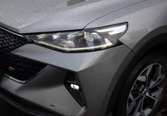 Подержанный автомобиль Haval F7x 2023 года (23 фото)