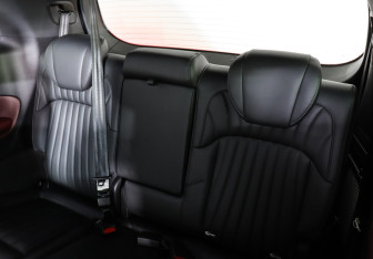 Подержанный автомобиль GAC M8 2024 года (10 фото)