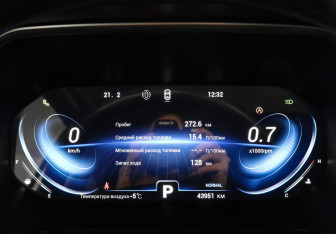 Подержанный автомобиль Chery Tiggo 8 Pro 2023 года (11 фото)