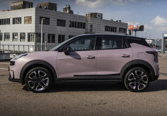Подержанный автомобиль Lynk&Co 06 2023 года (8 фото)