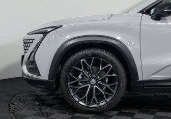 Подержанный автомобиль Changan UNI-T 2023 года (18 фото)