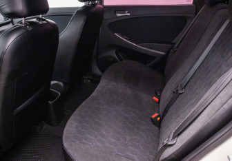 Подержанный автомобиль Hyundai Solaris Sedan 2015 года (11 фото)