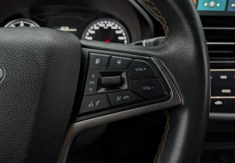 Подержанный автомобиль Москвич 3 2023 года (26 фото)