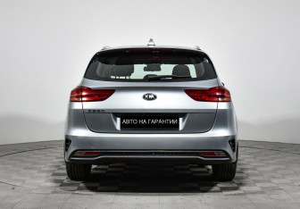 Подержанный автомобиль Kia Ceed Wagon 2019 года (4 фото)