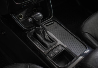 Подержанный автомобиль Kia Sorento 2013 года (17 фото)