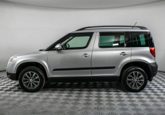 Подержанный автомобиль Skoda Yeti 2012 года (8 фото)