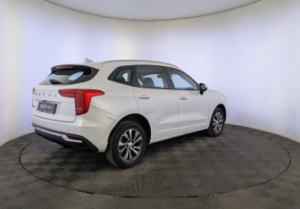 Подержанный автомобиль Haval Jolion 2023 года (5 фото)