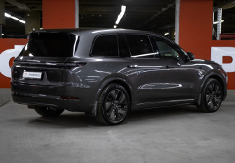 Новый LiXiang L9 2024 (5 фото)