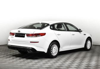 Подержанный автомобиль Kia Optima Sedan 2020 года (5 фото)