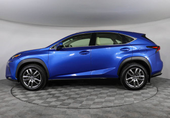 Подержанный автомобиль Lexus NX 2017 года (8 фото)
