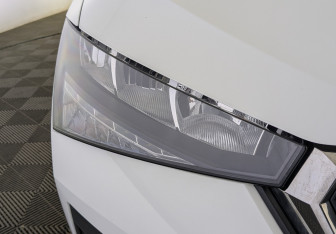 Подержанный автомобиль Skoda Rapid Liftback 2021 года (11 фото)