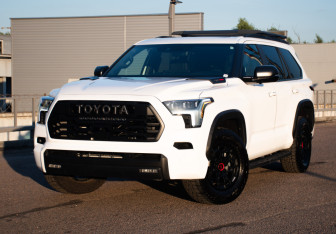 Новый Toyota Sequoia 2024 (1 фото)